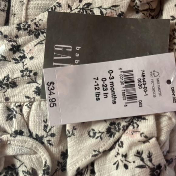 GAP Ivory Floral Kids Footie - Picture 5 of 5